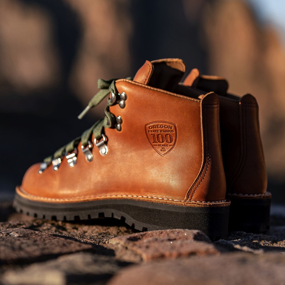 Danner Mountain Light Of State Parks Centennial